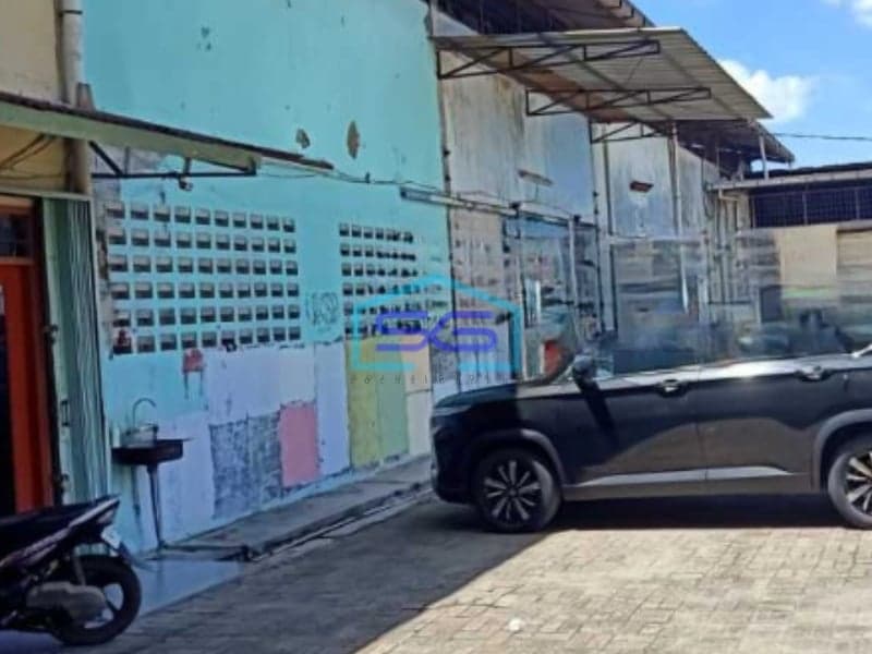 Dijual Gudang Ada Kantor Luas Bangunan  1979 m² di Kapuk Kamal Jakarta Barat