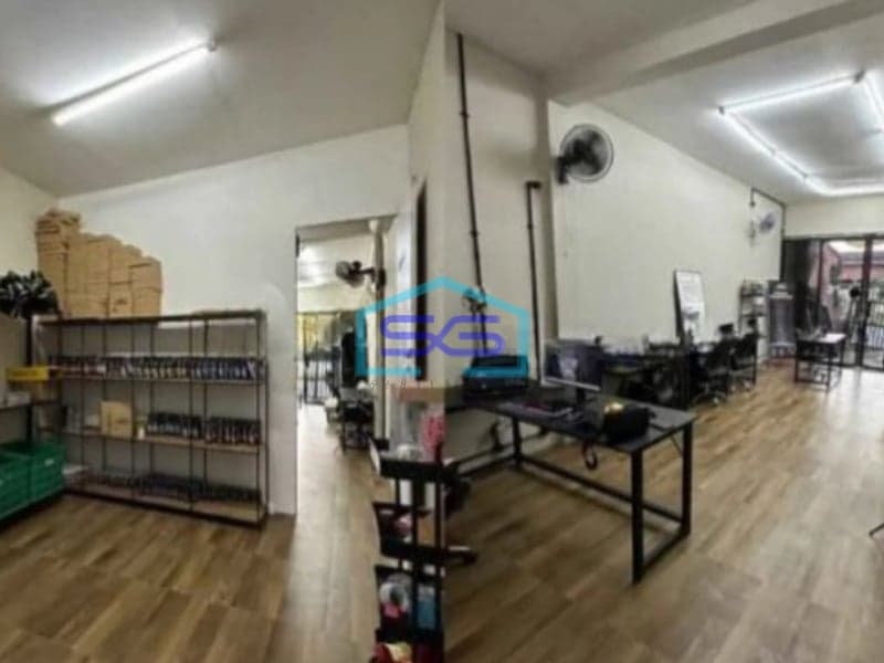 Dijual Ruang Usaha Strategis di Jeruklegi Cilacap Jawa Tengah LT 1384m2