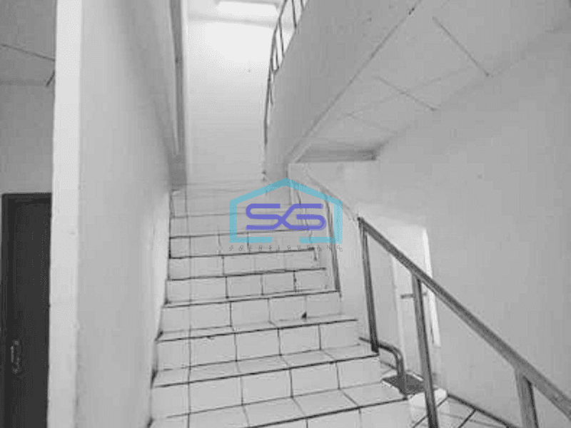 Dijual Bangunan Kantor Di Jalan Utama Daan Mogot Tangerang LB 1455m2