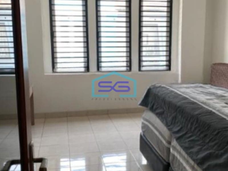 Dijual Ruko 3 Lantai Lokasi Taman Palem Jakarta Barat Luas Bangunan  189 m²