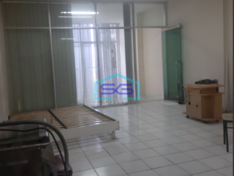 Disewakan Ruko Luas Tanah 153 m2 Lokasi di Grogol Jakarta Barat