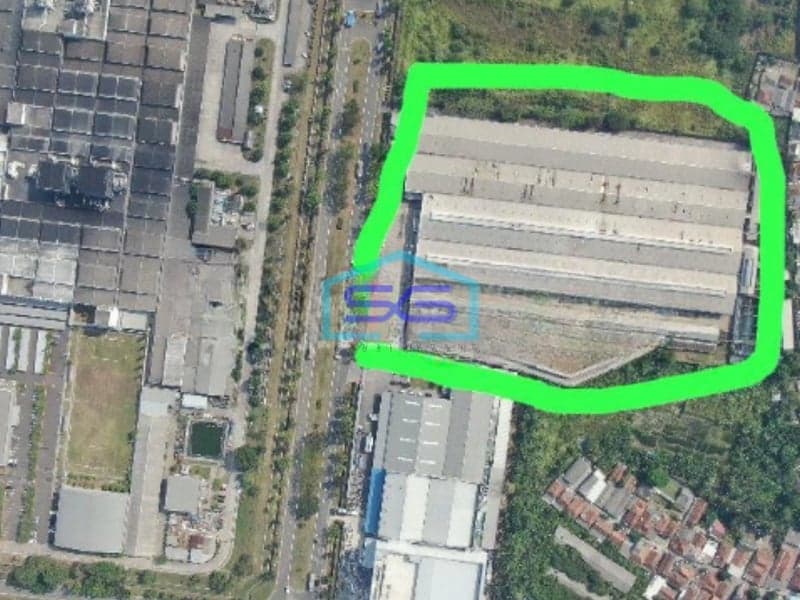 Dijual Pabrik Karawang Timur di kompleks industri Luas Bangunan  25000 m²