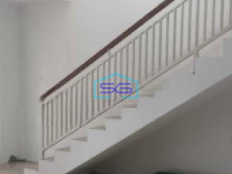 Disewakan Gudang Plus Kantor Pergudangan Biz Point Cikupa Tangerang LT 300m2