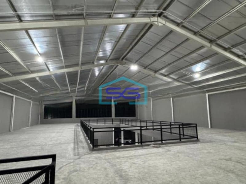 Disewakan Gudang Luas Bangunan 1200 m² Lokasi di Kapuk Kamal Jakarta Barat