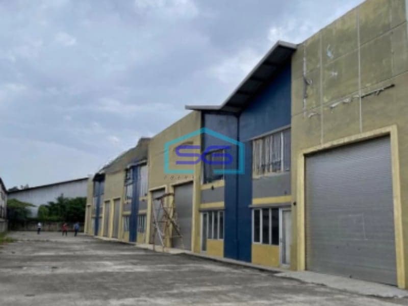 Dijual 3 gudang di Gudang Neo Seven Jl.Kampung Gabus Cikande Serang Banten LT 547m2