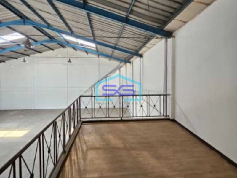 Dijual Gudang Luas Bangunan 350 m² Lokasi di Tangerang
