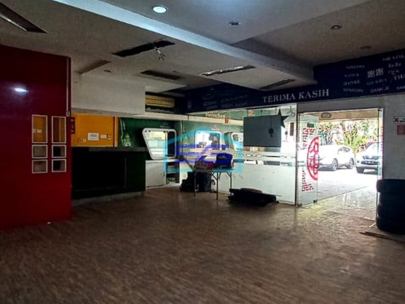 Dijual Ruko Jumbo di Jalan Letda A. Rozak, Palembang Luas Bangunan 450m2