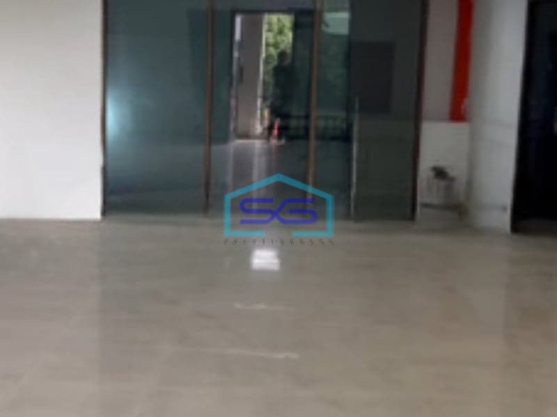 Disewakan Ruko Luas Bangunan  176 m² Lokasi Strategis di Jakarta Selatan