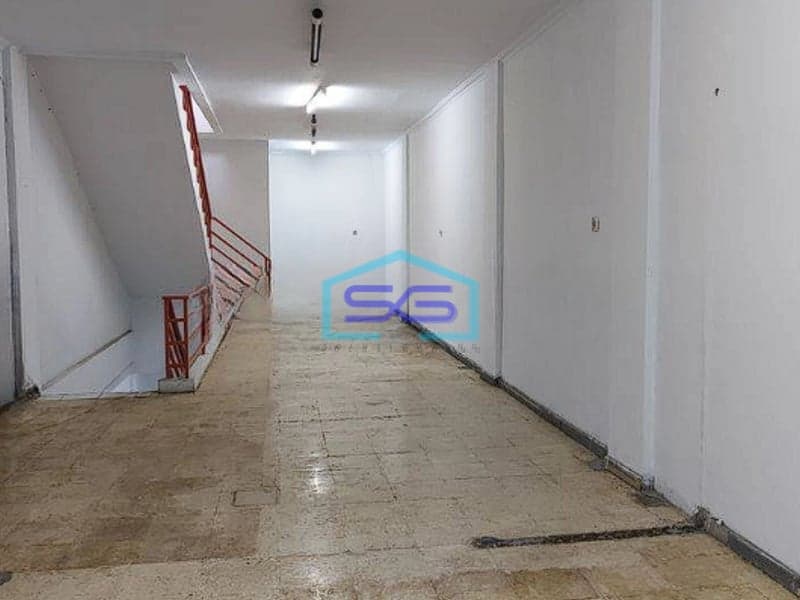 Disewakan Ruko 4 Lantai Lokasi di Harmoni Jakarta Pusat LB 200m2
