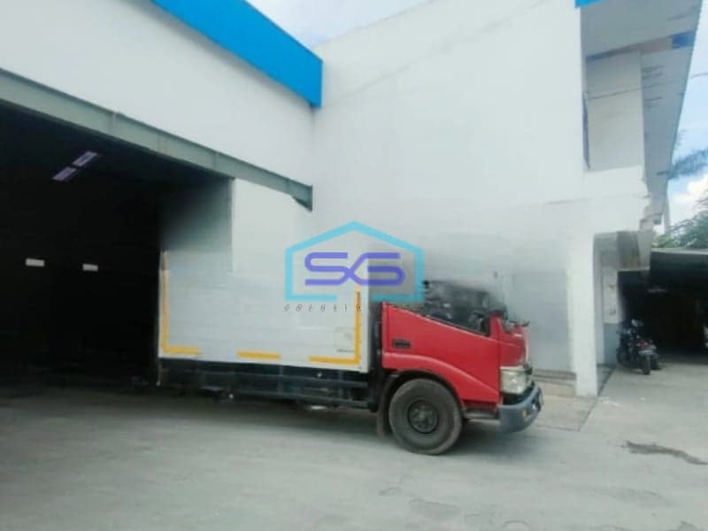 Dijual Gudang Lokasi Strategis Luas Tanah  5060 m² di Dayeuhkolot Bandung