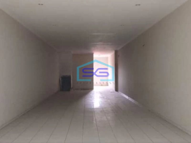 Disewakan Ruko di Nol Jalan Raya Tenggilis, Lokasi Strategis, Di Rungkut Surabaya Luas Bangunan  610 m²