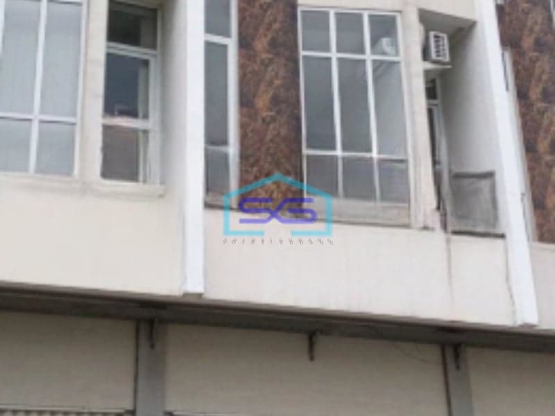 Disewakan Ruko 3 Lantai Lokasi Strategis di Semarang Luas Bangunan  204 m²