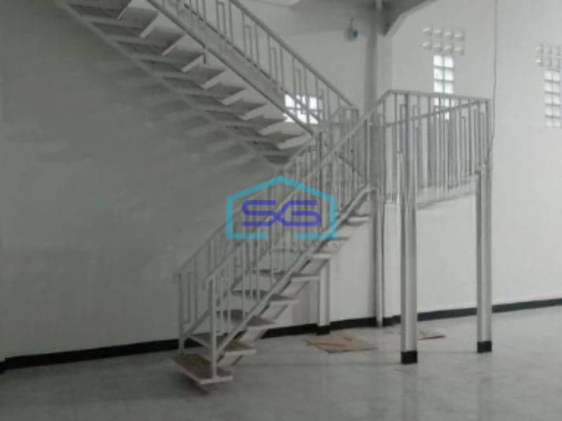 Dijual Gudang 2 Lantai Baru Siap Pakai di Kutawarinign Bandung Luas Bangunan 700 m²