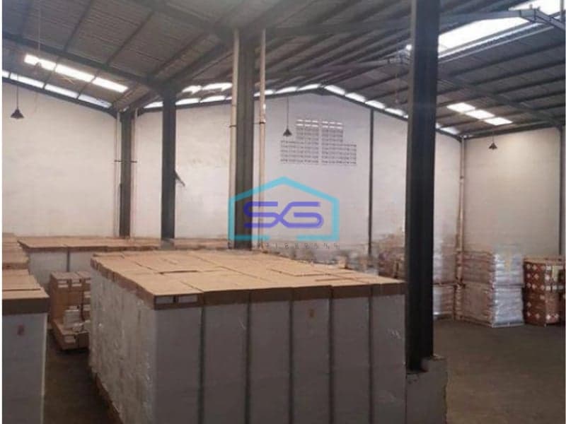 Disewakan Gudang Murah 1080m2 Strategis Pinggir Jalan Komplek Pergudangan Tol Cibitung Bekasi