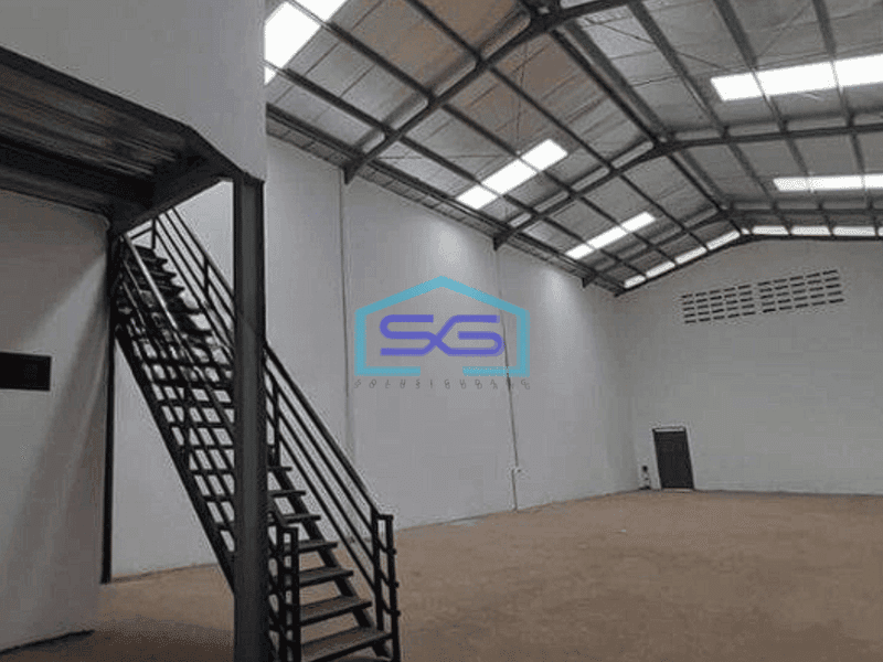 Disewakan Gudang Baru Jln. Kopo Bandung LT 350m2