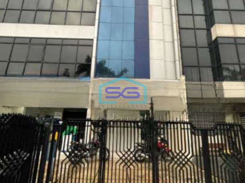 Disewakan Ruko Siap Pakai Luas Tanah  110 m² Lokasi di Cideng Jakarta Pusat