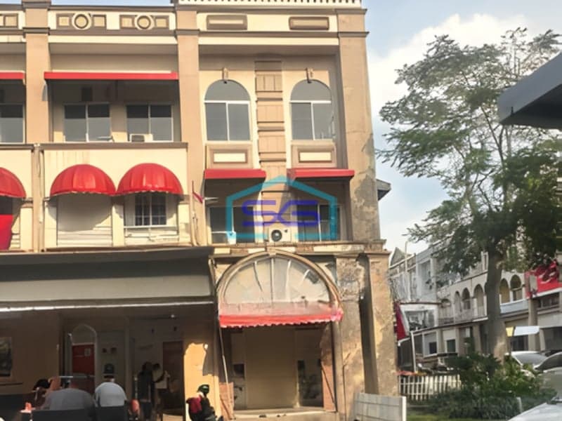 Disewakan Ruko Pinggir Jalan 3 Lantai di Grand Galaxy Bekasi Siap Huni LB 300m2