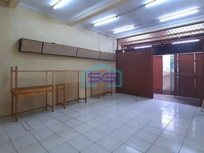 Dijual Ruko di Pinggir Jalan Raya 3 Lantai di Kalideres Jakarta Barat