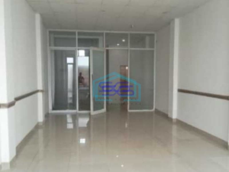 Disewakan Ruko Hadap Jalan Raya Siap Huni di Rawa Buntu Tangerang Selatan Luas Bangunan  204 m²