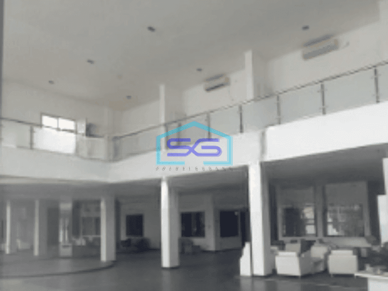 Disewakan Ruang Usaha Ex Showroom Mobil Lengkap Ada Bengkel Di Gatsu Barat Denpasar Barat