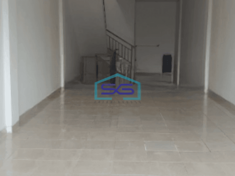 Disewakan Ruko Luas Bangunan 200 m² di Tambora Jakarta Barat 3 Lantai