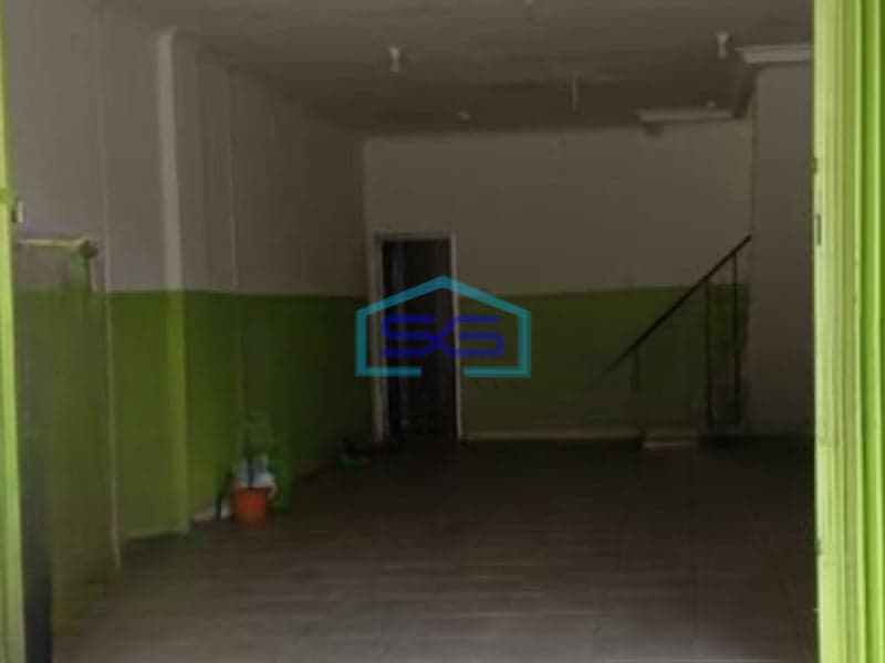 Disewakan Ruko Murah Lokasi Strategis Luas Bangunan 195 m² di Bekasi