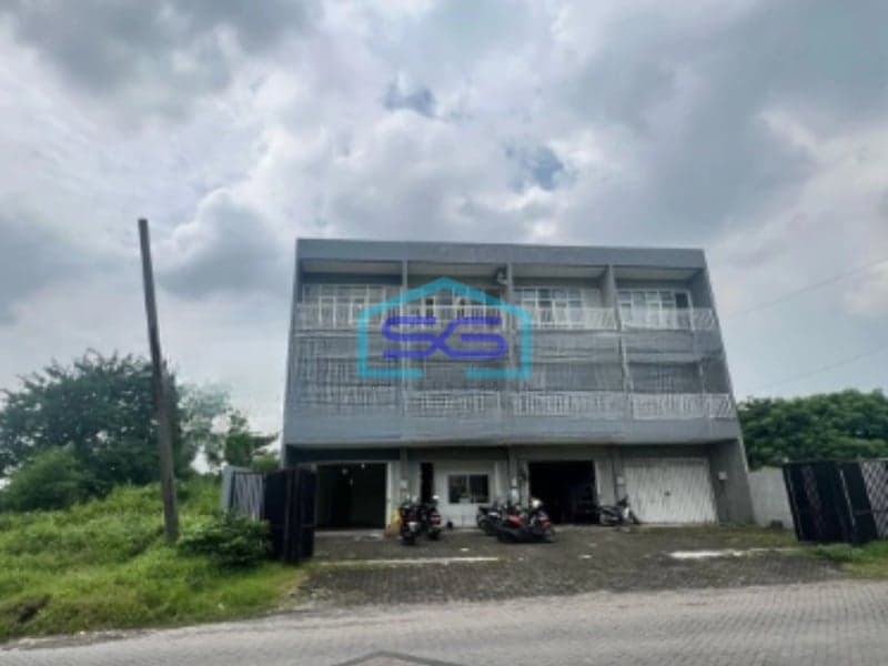 Dijual Ruko 3 Lantai Dian Istana Surabaya Barat Luas Bangunan  250 m²