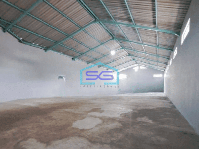 Disewakan Gudang Plus Kantor Siap Pakai di Dekat Tol Kartosuro Solo Luas Akses Container