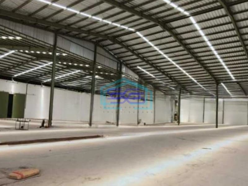 Dijual Gudang Siap Pakai Luas Bangunan  6072 m²  di Cirarab Tangerang