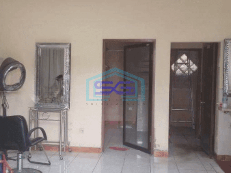 Disewa Ruko 2 lantai di Setabelan, Solo