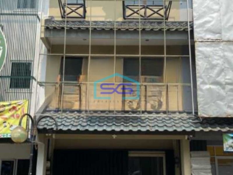 Disewakan Ruko siap Huni di Sektor 4 Samping BSD Plaza Serpong, Tangerang Selatan Luas Bangunan  225 m²