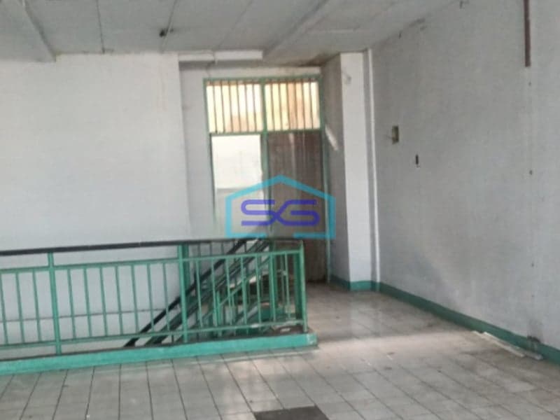 Disewakan Ruko 3 Lantai Luas Bangunan  255 m² Lokasi Gading Serpong Tangerang