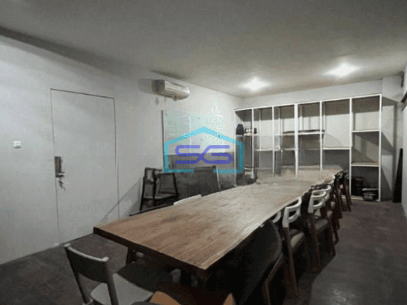 Dijual Gudang Lokasi Bebas Banjir Luas Bangunan  1000 m² di Cipondoh Tangerang