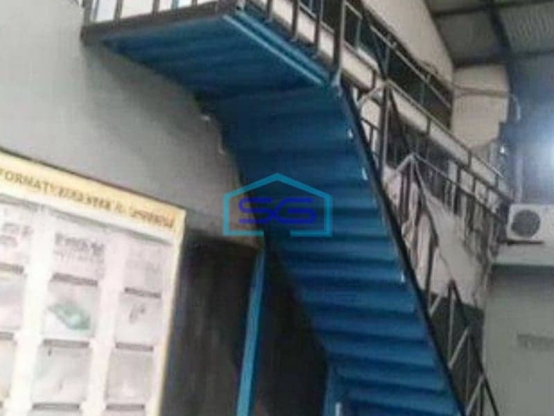 Disewakan Gudang Ada Kantor ex Karoseriwan di Cibinong Bogor Luas Tanah 4800m2
