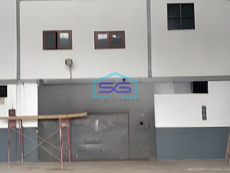 Disewakan Gudang Luas Bangunan 1500 m² Lokasi Bekasi Akses Container 40 Feet