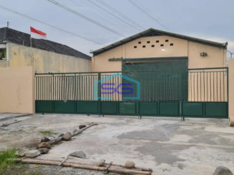 Disewakan Gudang Strategis Akses Kontainer di Pinggir Jalan Raya Gatak Sukoharjo LB 1000m2