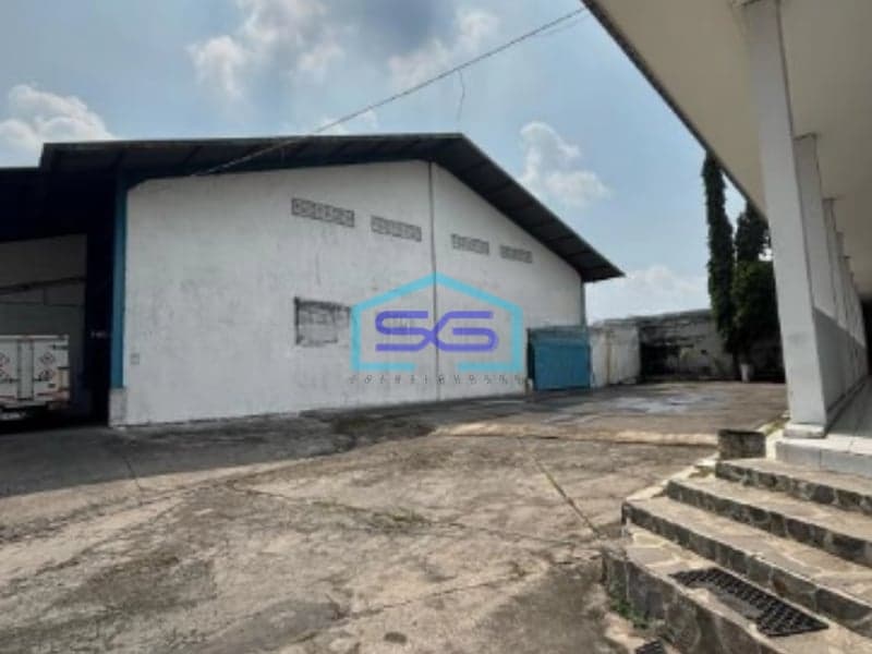 Dijual Pabrik / Gudang siap pakai di Jl. Candi Ngoro Mojokerto Jawa Timur LT 6900m2