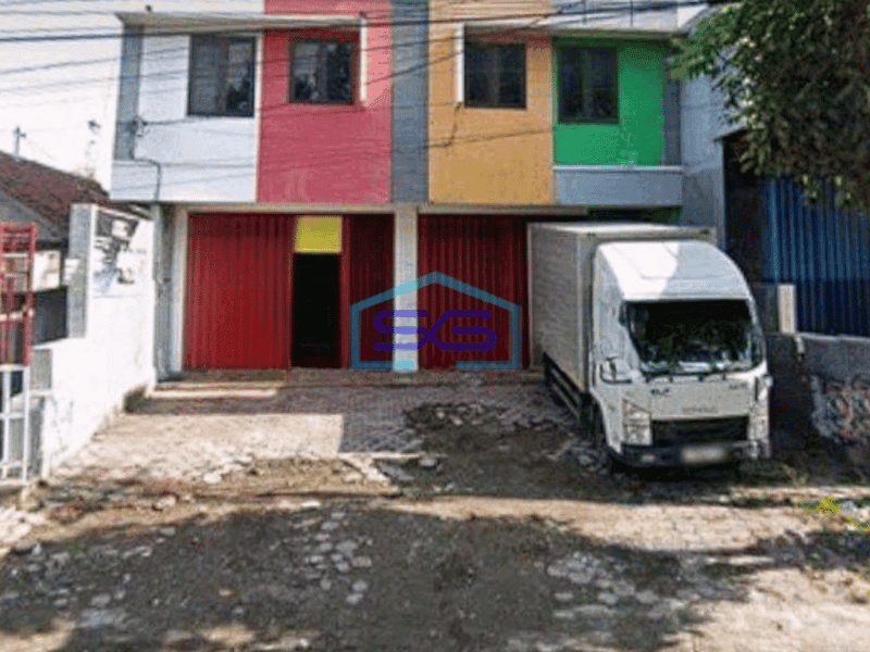 Disewakan Ruko Dua Lantai Murah Di Daerah Kediri Luas Tanah 390m2