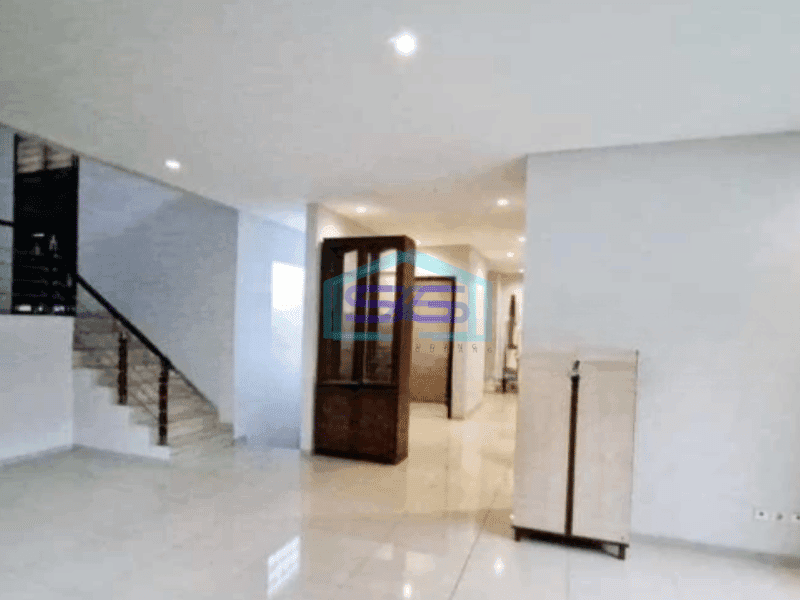 Disewakan Ruko 5 Lantai di Jalan Fatmawati Luas Tanah 90 m²