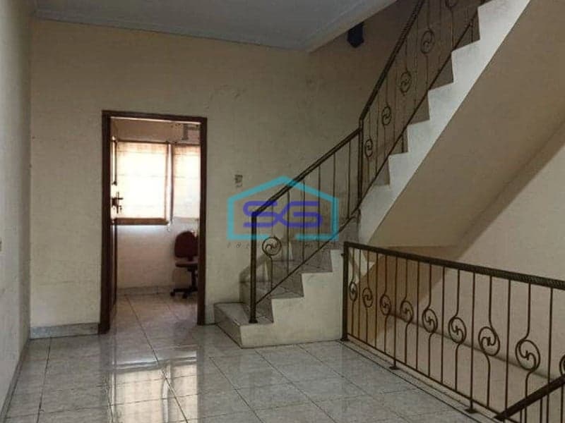 Disewakan Ruko 3,5 lantai di Muara Karang Jakarta Utara Jalan Utama Strategis LB 322m2