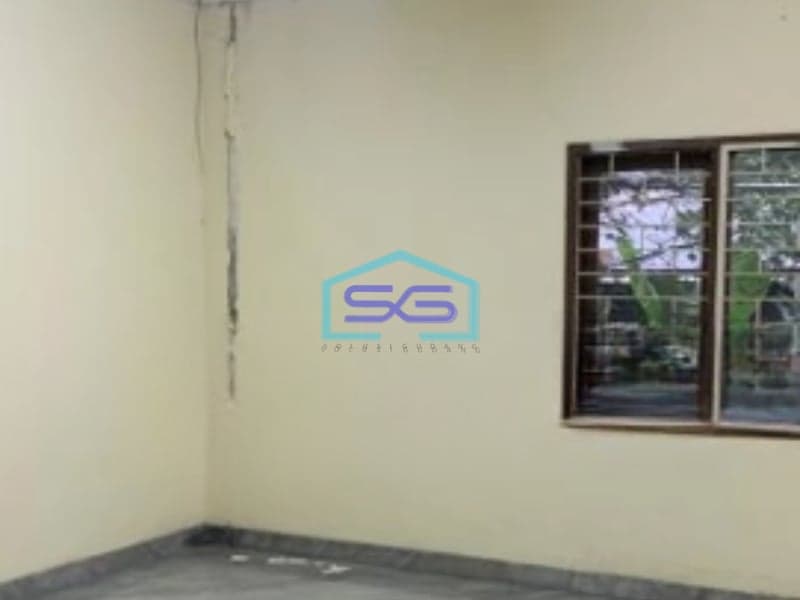 Disewakan Gudang Ada Kantor Luas Bangunan  1100 m² Lokasi Karawaci Tangerang