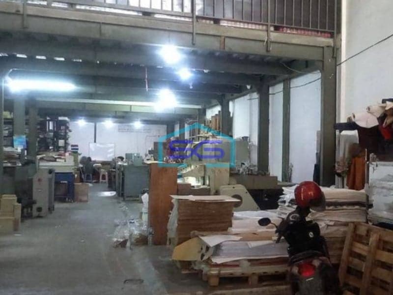 Dijual Cepat Gudang 2 Lantai Taman Tekno Bsd, Tangerang Selatan LB 760m2