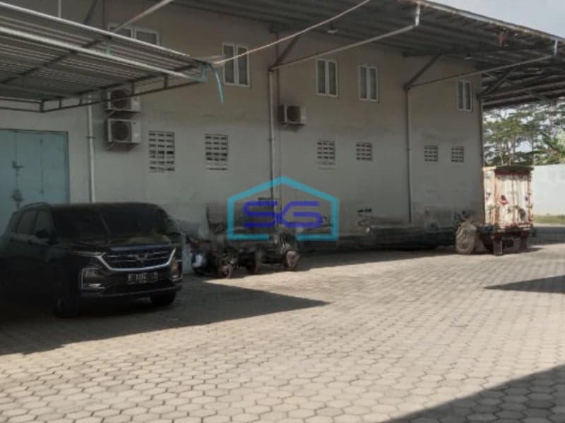Disewakan Gudang Lokasi Strategis di Depok Sleman Yogyakarta Luas Tanah  1000 m²