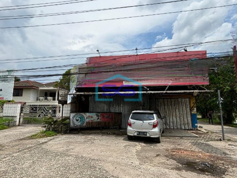 Disewakan Tanah + Bangunan di Tengah Kota, Jalan Demang Lebar Daun Palembang