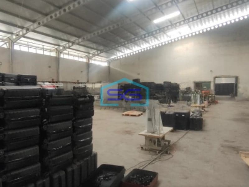 Di Jual Cepat Gudang Ex Pabrik Di Cibaligo Kondisi Sdh Renovasi Leuwi Gajah, Cimahi Luas Bangunan  6500 m²