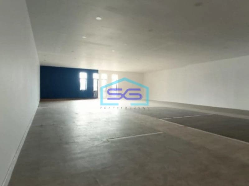 Disewakan Ruang Usaha 3 Lantai dan Luas di Mainroad Pasir Kaliki Bandung LB 2000m2