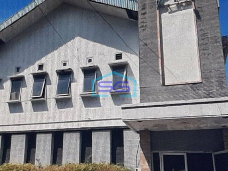 Dijual Gudang ex Pabrik Farmasi Surabaya Lokasi Strategis Dipinggir Jalan LT 999m2