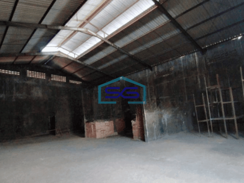 Disewakan Gudang Akses Container di Jebres Solo Luas Tanah  585 m²