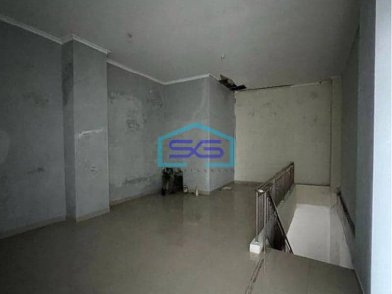 Disewakan Ruko Murah Area Premium Bisnis Cocok Untuk Kantor LB 200m2 di Sleman