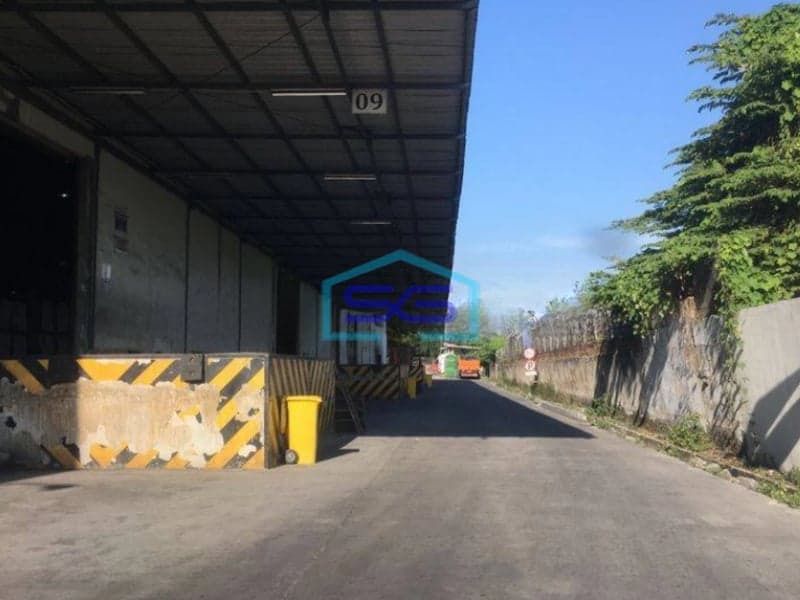 Disewakan Gudang Full Fasilitas Exclusive di Pulo Gadung Jakarta Timur LT 4000m2